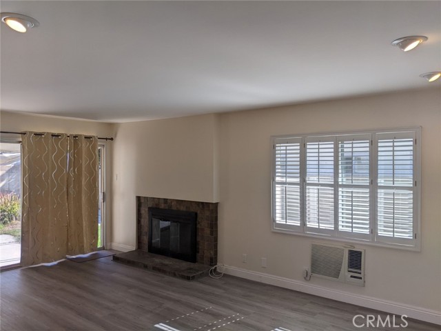 Detail Gallery Image 3 of 9 For 202 S Agate, Anaheim,  CA 92804 - 3 Beds | 2 Baths