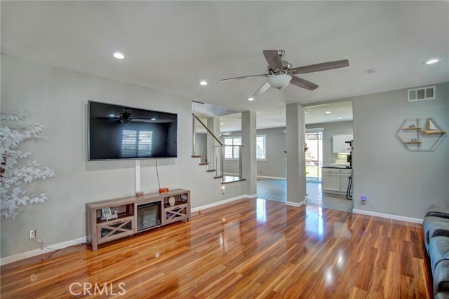 Detail Gallery Image 9 of 52 For 6713 Leanne, Corona,  CA 91752 - 4 Beds | 2/1 Baths