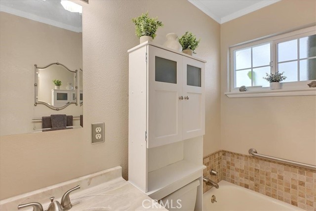 1986 14th Street, Olivehurst CA: https://media.crmls.org/medias/0fdf3547-a62f-4eac-ba0a-616f8bcc55fd.jpg