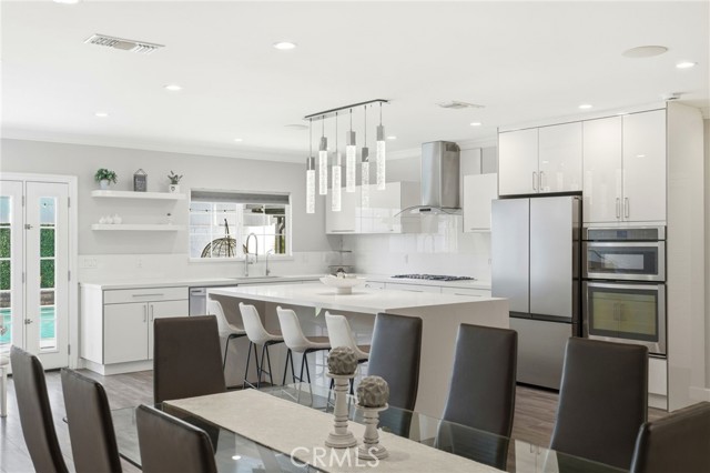 Detail Gallery Image 14 of 50 For 621 Roselli St, Burbank,  CA 91501 - 3 Beds | 3 Baths