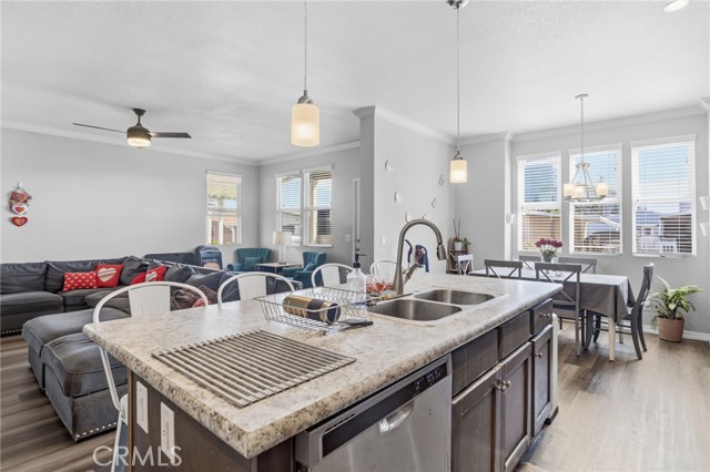 Detail Gallery Image 10 of 35 For 2300 S Lewis St #143,  Anaheim,  CA 92802 - 4 Beds | 2 Baths