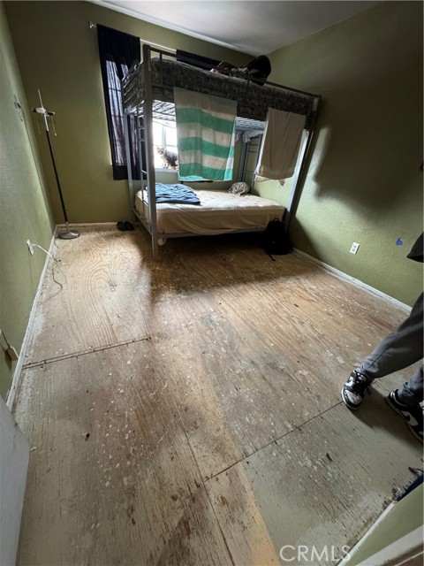 Detail Gallery Image 7 of 13 For 823 E Avenue J9, Lancaster,  CA 93535 - 4 Beds | 3 Baths