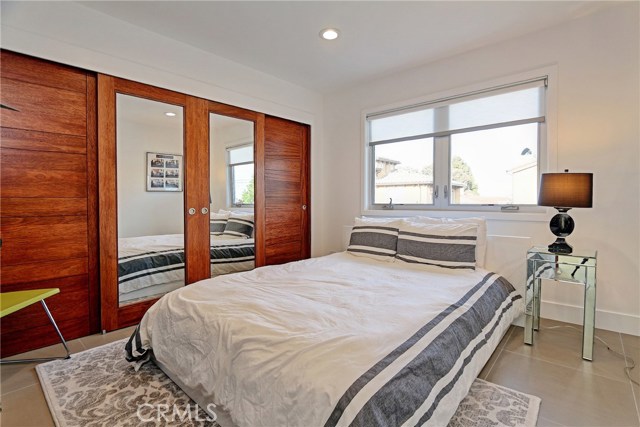 1913 Gates Avenue, Redondo Beach, California 90278, 4 Bedrooms Bedrooms, ,3 BathroomsBathrooms,Residential,Sold,Gates,SB17016231