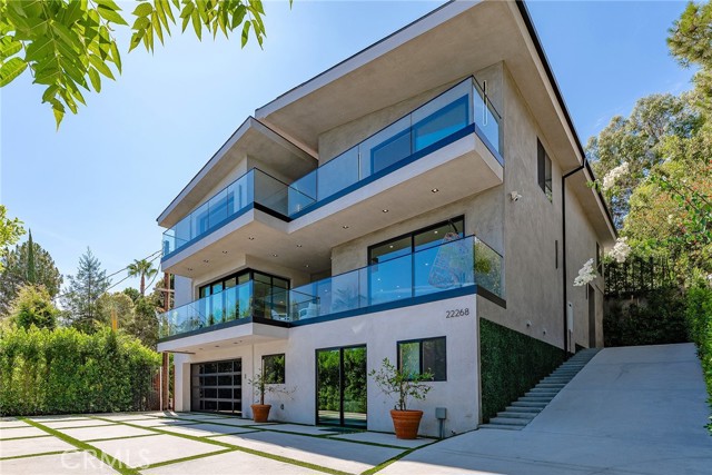 Detail Gallery Image 63 of 65 For 22268 Avenue San Luis, Woodland Hills,  CA 91364 - 5 Beds | 5/1 Baths