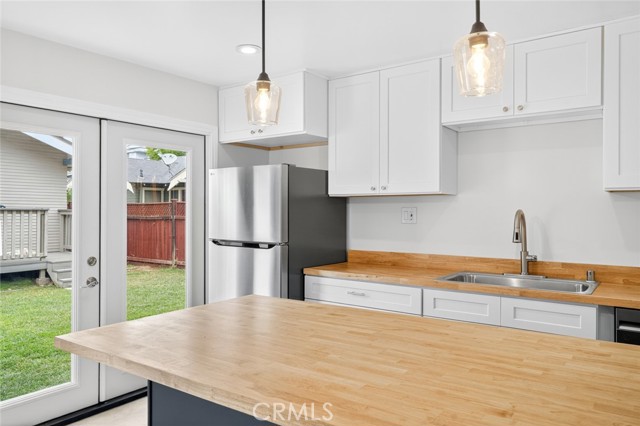 Detail Gallery Image 3 of 22 For 368 a Newport Ave, Long Beach,  CA 90814 - 2 Beds | 1 Baths