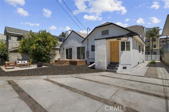 1727 N Kenmore Avenue, Los Angeles CA: https://media.crmls.org/medias/0fe233e2-e17c-47ca-9b9f-4570d13da830.jpg