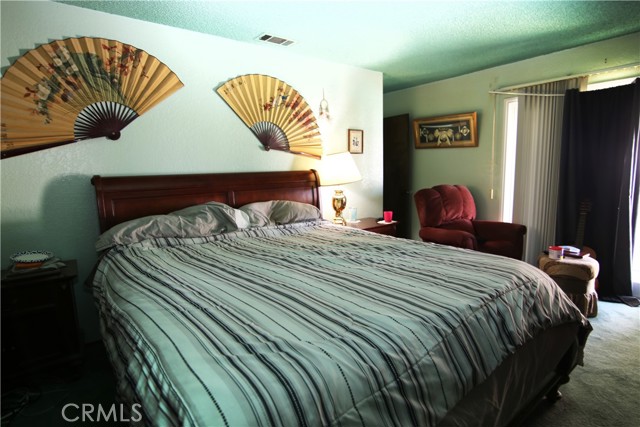 Detail Gallery Image 29 of 57 For 11211 Holmes Ave, Jurupa Valley,  CA 91752 - 4 Beds | 2/1 Baths