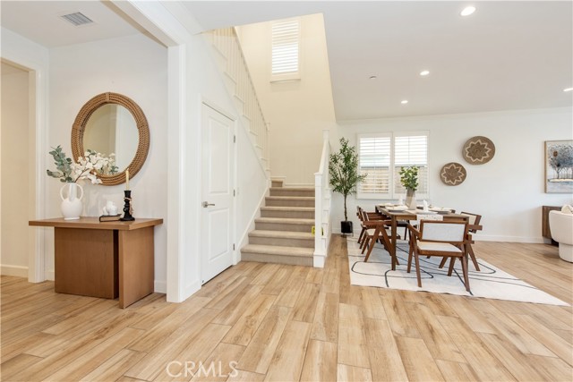 Detail Gallery Image 4 of 31 For 111 Omar, Irvine,  CA 92620 - 4 Beds | 3 Baths