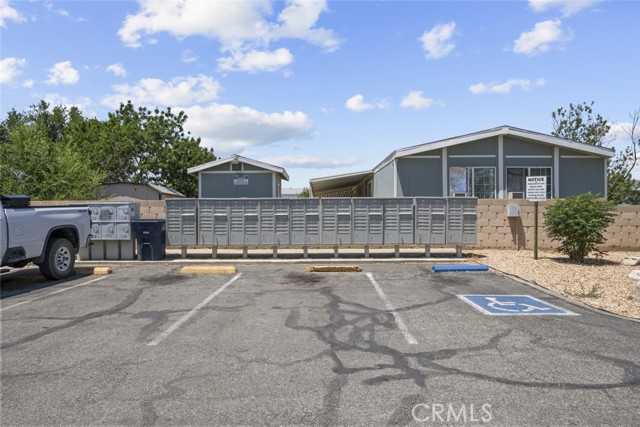 2017 Windharp Drive, Rosamond CA: https://media.crmls.org/medias/0fe3839c-00b1-44ed-b6ea-41c5069626ba.jpg
