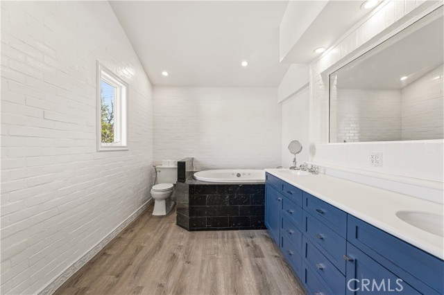 Detail Gallery Image 33 of 36 For 20305 Aetna, Woodland Hills,  CA 91367 - 3 Beds | 2 Baths