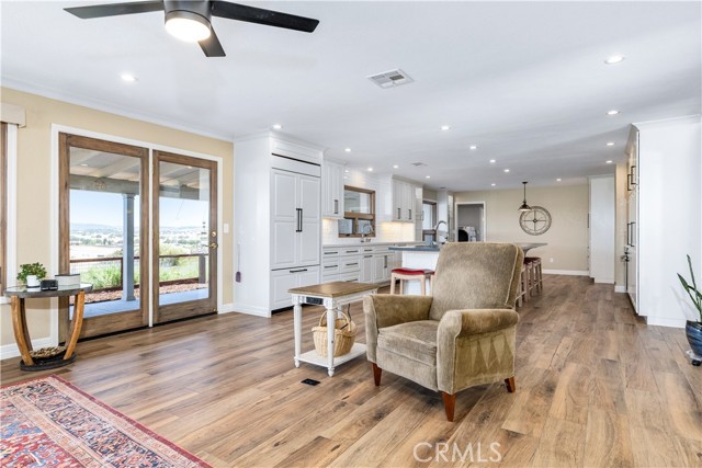 2885 Summer Ranch Road, Paso Robles CA: https://media.crmls.org/medias/0fe5f854-b962-4df3-9889-1927c275f8bf.jpg