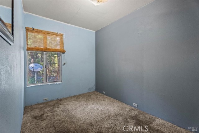 Detail Gallery Image 6 of 10 For 46800 Highway 101, Laytonville,  CA 95454 - 3 Beds | 1/1 Baths
