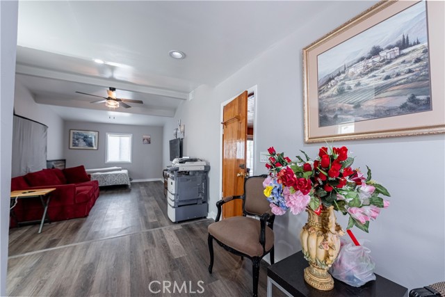 4759 Cochran Street, Simi Valley CA: https://media.crmls.org/medias/0fe6fd16-21cf-47dd-a7d8-23019e2f39ec.jpg