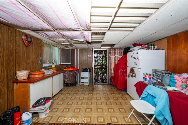 Detail Gallery Image 24 of 41 For 526 Nottingham Ave, Santa Ana,  CA 92703 - 4 Beds | 2 Baths