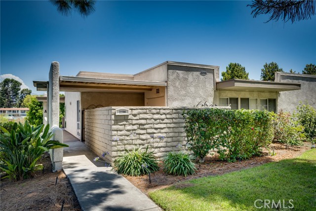 Image 3 for 2258 Via Puerta #H, Laguna Woods, CA 92637