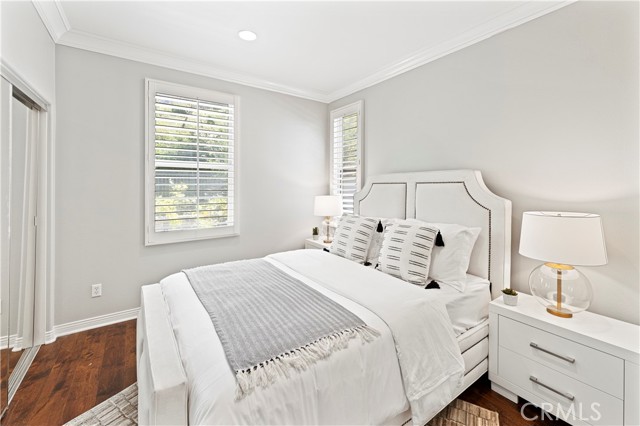 Detail Gallery Image 30 of 60 For 54 Valley Terrace, Irvine,  CA 92603 - 5 Beds | 4/1 Baths