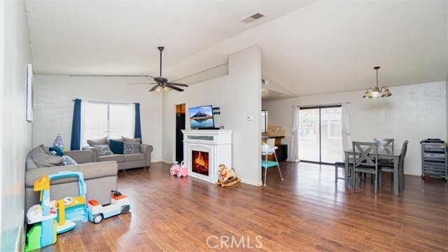 990 Baker Street, San Jacinto, CA, 92583 990 Baker Street, San Jacinto, CA, 92583