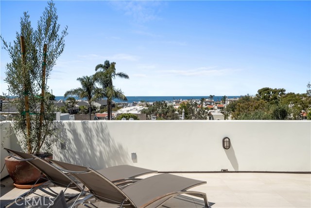 Rooftop terrace with big view and space