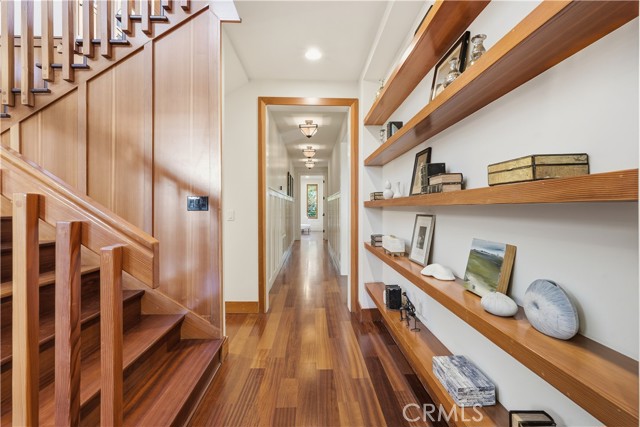 Detail Gallery Image 17 of 37 For 624 6th St, Manhattan Beach,  CA 90266 - 5 Beds | 4 Baths