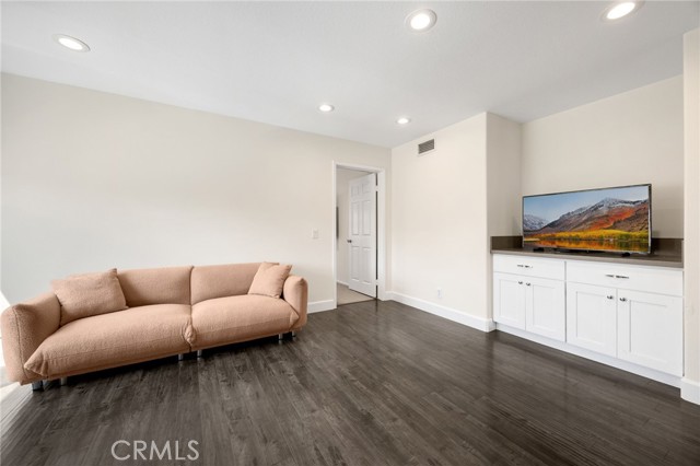 812 Reynoso, Brea CA: https://media.crmls.org/medias/0fe89789-77f9-4d37-8306-72540313aee9.jpg