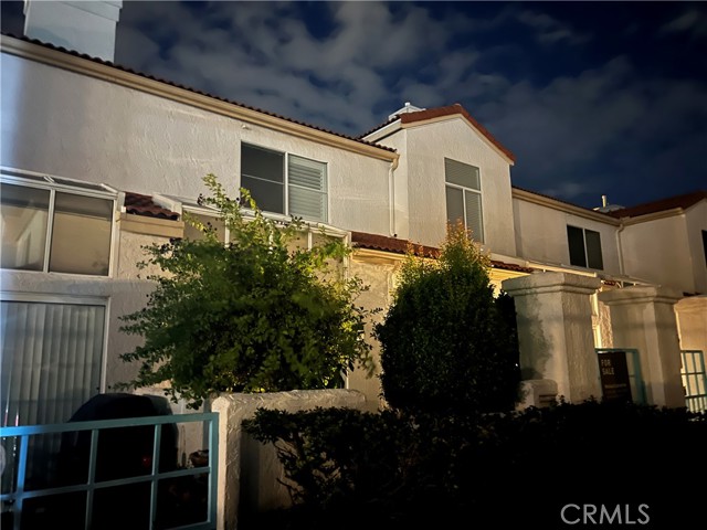 Detail Gallery Image 2 of 38 For 29581 Cara Way, Temecula,  CA 92591 - 2 Beds | 2/1 Baths