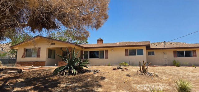 Detail Gallery Image 1 of 26 For 56994 Crestview Dr, Yucca Valley,  CA 92284 - 2 Beds | 1/1 Baths