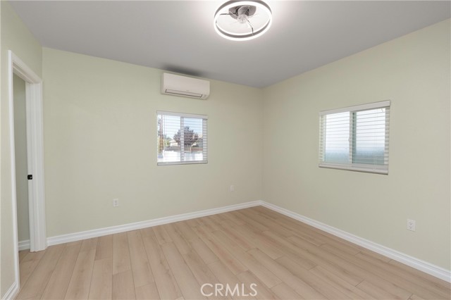 Detail Gallery Image 8 of 22 For 3895 Castleman, Riverside,  CA 92503 - 2 Beds | 2 Baths