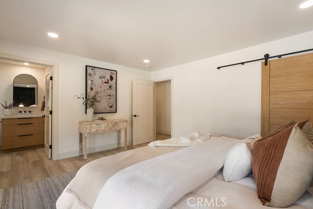 Detail Gallery Image 20 of 74 For 12822 Fairhaven, Santa Ana,  CA 92705 - 6 Beds | 4/1 Baths