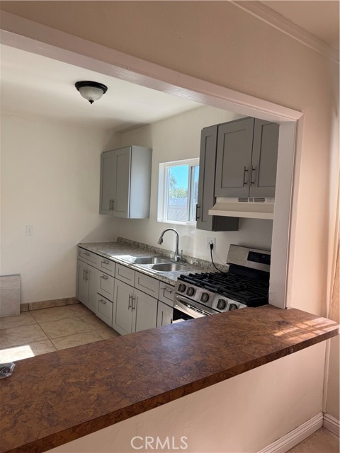 Detail Gallery Image 7 of 18 For 1432 Cherry #C,  Long Beach,  CA 90813 - 2 Beds | 1 Baths