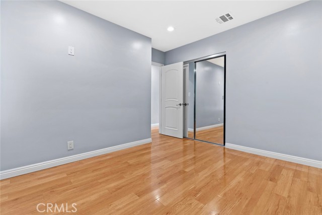 Detail Gallery Image 19 of 25 For 8436 Amboy, Sun Valley,  CA 91352 - 5 Beds | 3 Baths