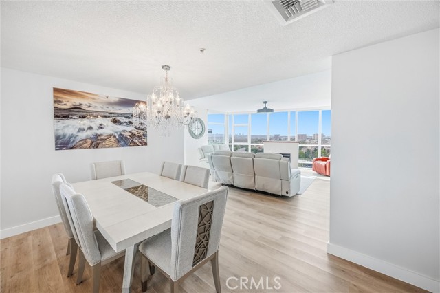 Detail Gallery Image 9 of 38 For 3131 Michelson Dr #1504,  Irvine,  CA 92612 - 3 Beds | 2/1 Baths