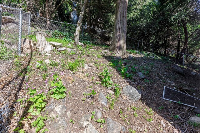 Detail Gallery Image 25 of 28 For 799 Fern Dr, Crestline,  CA 92325 - 3 Beds | 3 Baths
