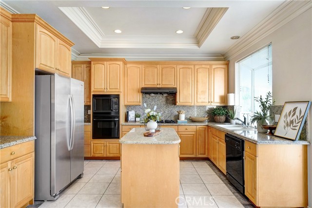 9103 Rancho Real Road, Temple City CA: https://media.crmls.org/medias/0fef5da2-1a7c-4e5a-981c-fccb5efaff27.jpg