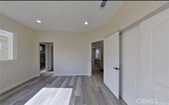 Detail Gallery Image 11 of 22 For 7796 Liberty Dr, Huntington Beach,  CA 92647 - 4 Beds | 3/1 Baths