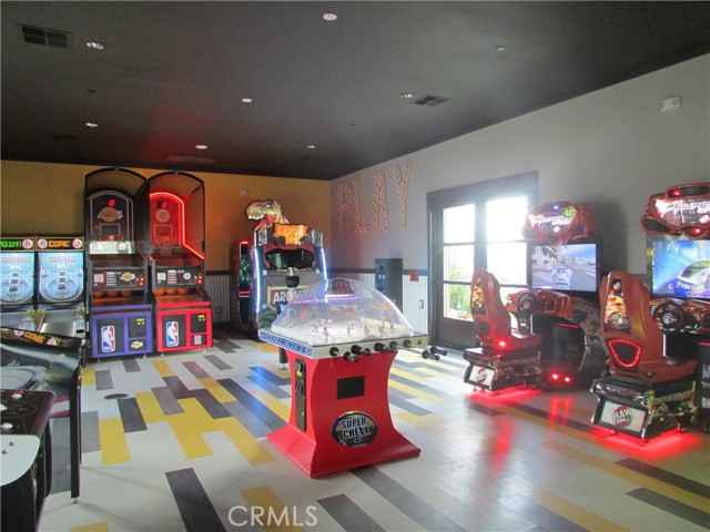 82 Majeza Court, Rancho Mission Viejo CA: https://media.crmls.org/medias/0ff09f78-7d2f-45de-af4b-b6aacaf1a079.jpg