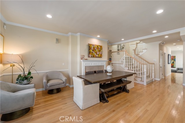 Detail Gallery Image 5 of 33 For 336 10th St, Manhattan Beach,  CA 90266 - 5 Beds | 4 Baths