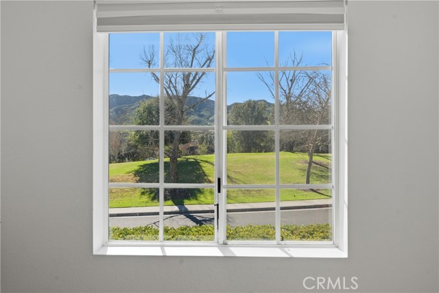 Detail Gallery Image 25 of 51 For 5501 Fairgrange Dr, Agoura Hills,  CA 91301 - 6 Beds | 3 Baths