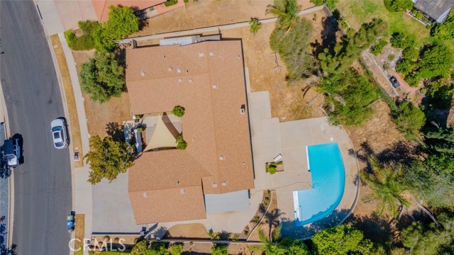 19941 Hiawatha Street, Chatsworth CA: https://media.crmls.org/medias/0ff12da8-9b6a-44cb-81c5-75d6a94e709b.jpg