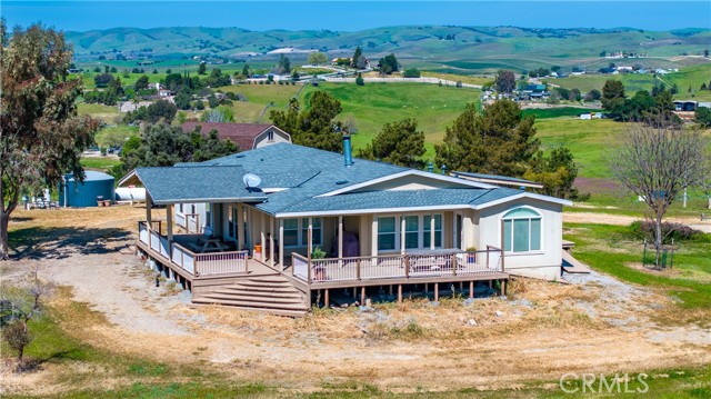 Detail Gallery Image 13 of 75 For 1876 Rancho Lomas Way, San Miguel,  CA 93451 - 4 Beds | 2/1 Baths