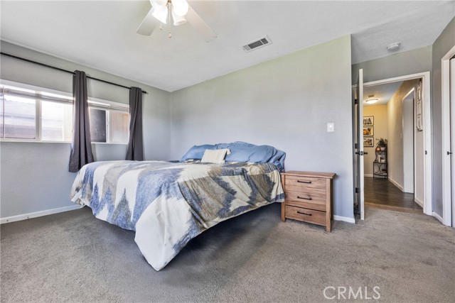 8975 Driftwood Dr, Riverside CA: https://media.crmls.org/medias/0ff2911e-80a4-466d-8928-fd91106fc7f9.jpg