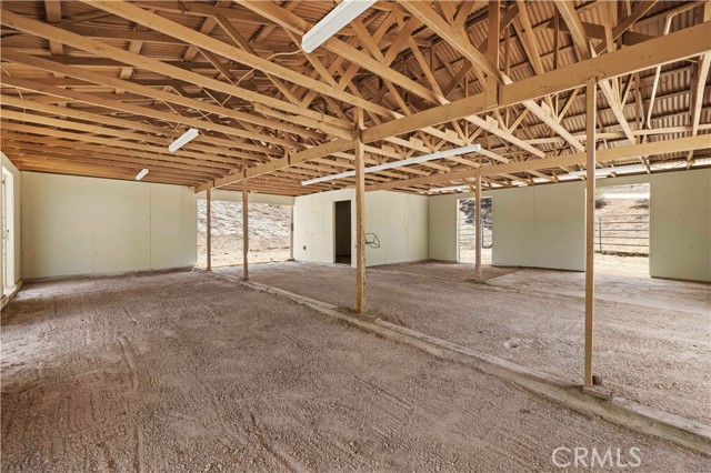 13620 Pales, Agua Dulce CA: https://media.crmls.org/medias/0ff2a01a-9ae6-467e-a1dd-16387ea38186.jpg