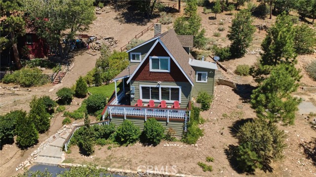 39676 Oak Glen Road, Fawnskin CA: https://media.crmls.org/medias/0ff368a1-f12b-45bb-bd31-f590f1caad2b.jpg