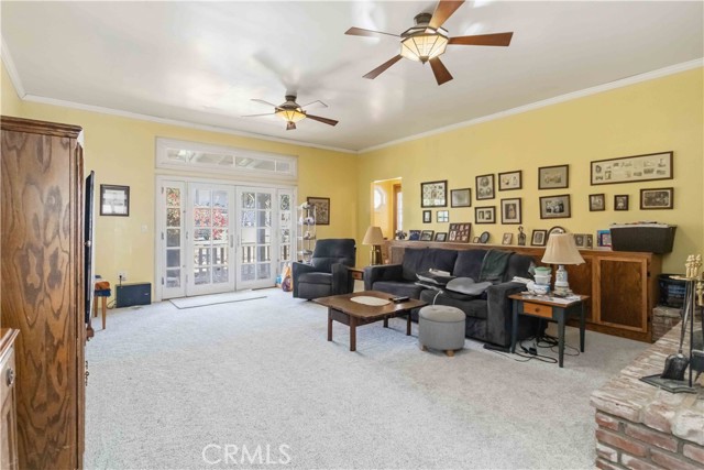 Detail Gallery Image 11 of 53 For 10457 Variel Ave, Chatsworth,  CA 91311 - 6 Beds | 5 Baths