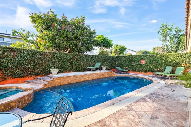 10351 Lassen Street, Los Alamitos CA: https://media.crmls.org/medias/0ff47104-3578-4f55-9500-00b1d3b79ffa.jpg