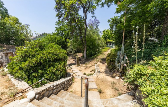 11460 Terracina Blvd, Redlands CA: https://media.crmls.org/medias/0ff4b864-ed3f-415e-b927-15c6d2ff80d4.jpg