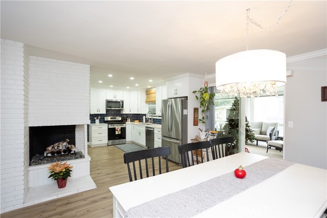 Front Image Thumbnail for CRPW25275140