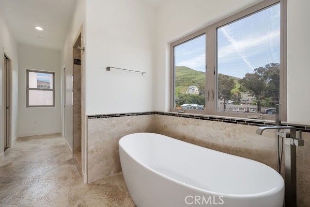 Detail Gallery Image 30 of 75 For 2901 Ocean Boulevard, Cayucos,  CA 93430 - 4 Beds | 3/1 Baths