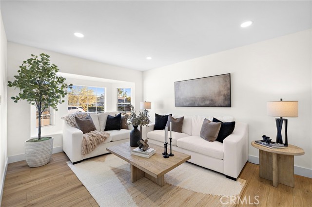 12941 Keith Place, Tustin CA: https://media.crmls.org/medias/0ff5b61f-e654-4c79-a550-33322dce92b0.jpg