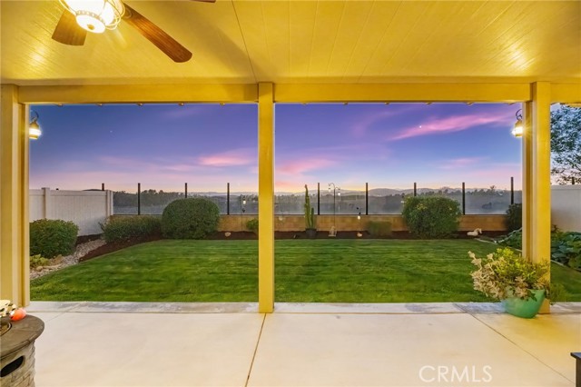 37629 Fiesta Flower Street, Murrieta CA: https://media.crmls.org/medias/0ff5fb59-bb97-4ab4-8fc6-8b41dc114f5d.jpg