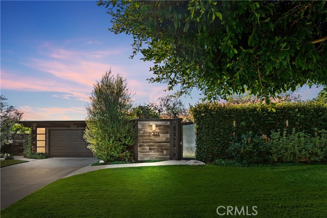 Detail Gallery Image 1 of 38 For 3007 Harbor View, Corona Del Mar,  CA 92625 - 3 Beds | 2/1 Baths